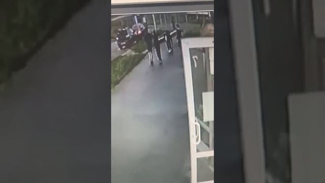 Миловидово. Ребята убегают со стрелкой смотреть онлайн