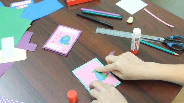 Мастер-класс по изготовлению открытки ко Дню Матери (ссылка на шаблон к открытке ниже в описании) смотреть онлайн