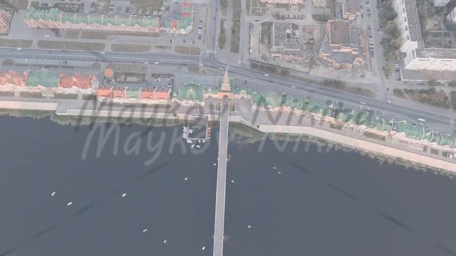 A-Log. Yoshkar-Ola, Russia. Embankment of the river Malaya Kokshaga. Theater bridge and tower. Duri смотреть онлайн