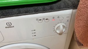 Indesit WIU 81 -  Final spin 800 rpm