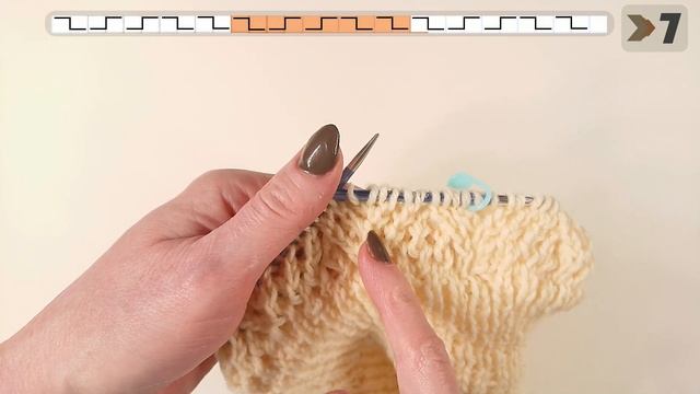 ШАПКА С ИМИТАЦИЕЙ ТЕХНИКИ ЭНТЕРЛАК / Подробный МК по вязанию женской шапки спицами (ДОПОЛНЕННЫЙ)