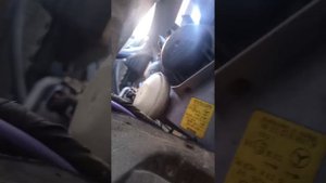 Mercedes W168 он же Мерседес Бенз А160 Замена лампочек ближнего света как быстро это сделать