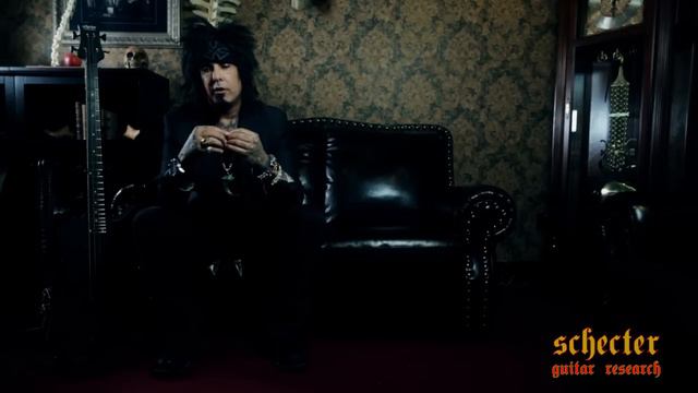 Schecter Artist NIKKI SIXX Interview смотреть онлайн