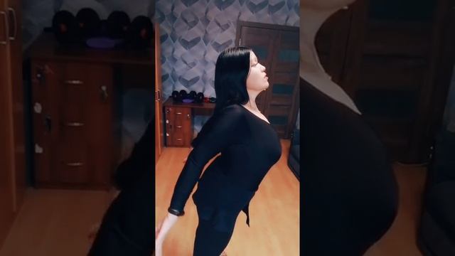 Калланетика Упражнение на мышцы спины и трицепсы
