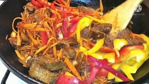 ЭТОТ САЛАТ БЕСПОДОБЕН!НЕ НАДОЕДАЕТ!САЛАТ ФУНЧОЗА С МЯСОМ .#фунчоза