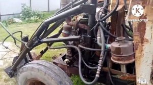 Самодельный трактор с двигателем от Т-25. Сделал кун ( погрузчик). Убрал навеску.