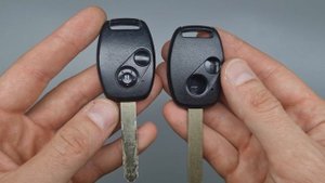 ХОНДА ЦИВИК НЕ ПОВОРАЧИВАЕТСЯ КЛЮЧ В ЗАМКЕ ЗАЖИГАНИЯ. РЕМОНТ ЧИП КЛЮЧА ЗАЖИГАНИЯ. ЗАМЕНА КОРПУСА