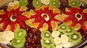 Украшаем блюда фруктами: удивляем гостей и радуем детей!
