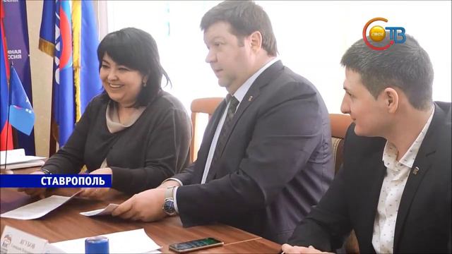 Первые претенденты смотреть онлайн