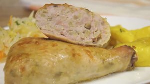 Окорочка бескостные фаршированные. Блюдо из курицы на праздничный стол.