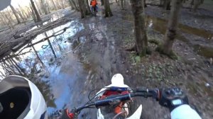 Покатушки на питбайках по весенней грязи