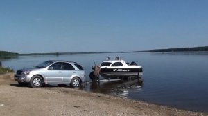Спуск лодки на воду