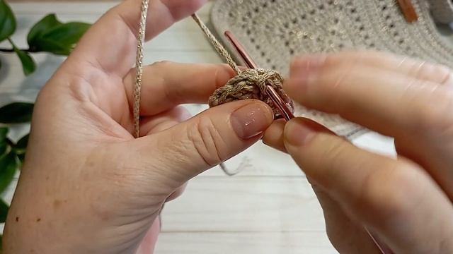 Угловое соединение ряда в квадрате и переход на следующий ряд .