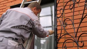 Установка кованых решеток на окна ООО "Стальной Декор"