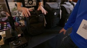 Крутой фоторюкзак TENBA, бархатная пушка от SYNCO, свет от SMALL RIG, штатив от BENRO
