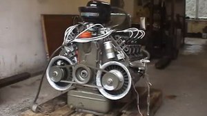 vzduchem chlazený Motor TATRA 603 V8, air-cooled engine, první start