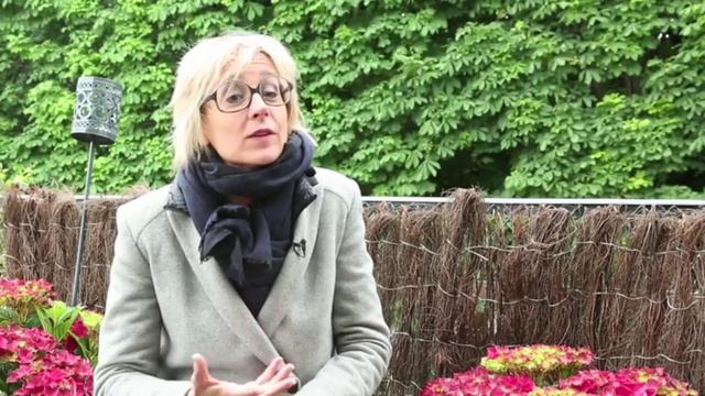 Interview Sylvie ADIGARD, marraine 2016 des Hortensias Magical Four Seasons. смотреть онлайн