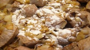 Гуляш из вареной говядины