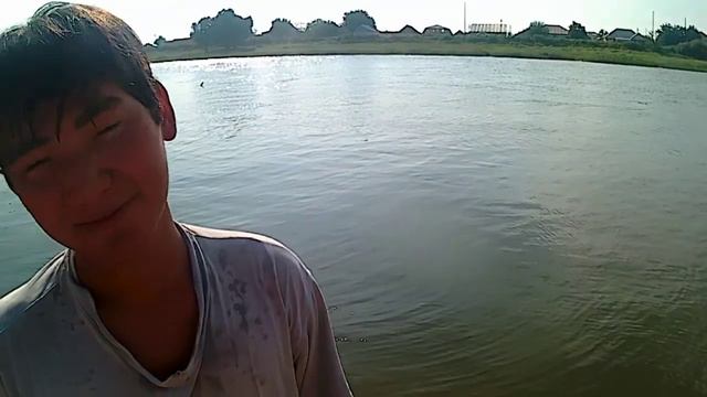 Удар(по лицу) смотреть онлайн