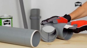 Tangit PVC-U se štětcem pro snadnější nanášení!