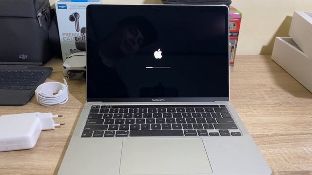 ASMR Unboxing Macbook Pro 13 Inch M1 Chip In 2021