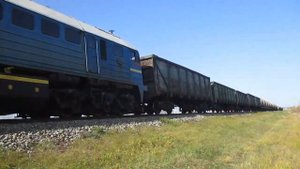 "И снова смертник" Тепловоз 3М62У-0101 с грузовым поездом