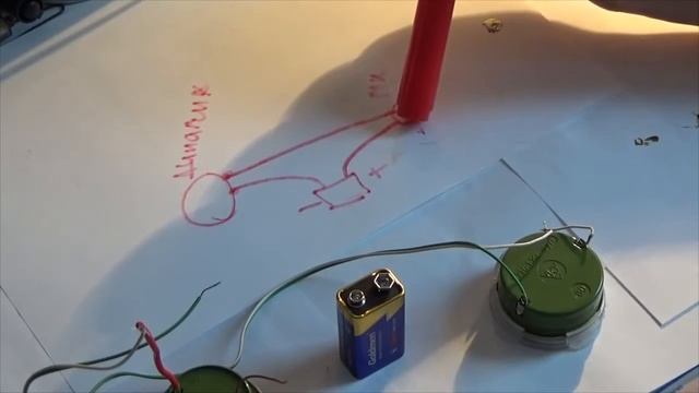 Переговорное устройство из старой телефонной трубки и батарейки или домофон за 5 минут смотреть онлайн