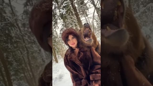 романец виктория\