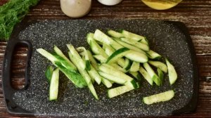 Салат с корейской морковкой и огурцом