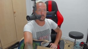 Умеет ли петь Александр Васильев (Сплин)?