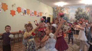 Выход детей на День матери