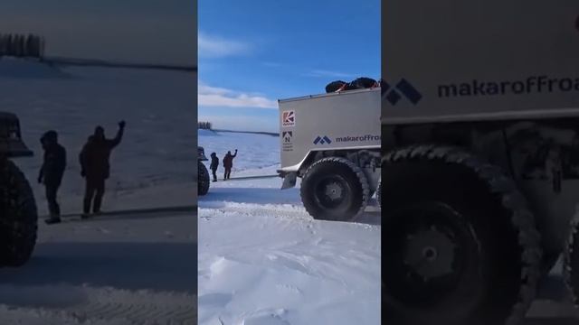 Застряли в Арктике. Вездеход Бурлак. Удивительная техника. Stuck in the Arctic.  All-terrain vehicl