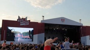 Баста - Долби мой лёд ( Василий Вакуленко , Battle Fest ). Москва - парк Сокольники