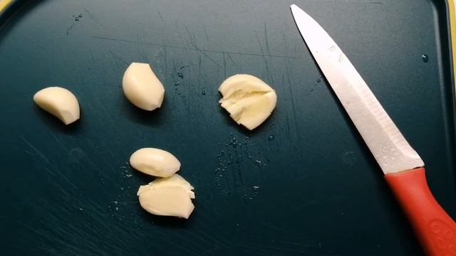 Готовим плов//Салат из моркови и печени//Сеем петунью смотреть онлайн