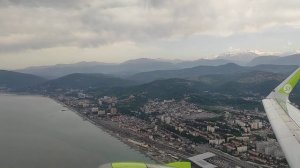 Взлёт из аэропорта Сочи: что видно из самолёта, если сидеть по правому борту