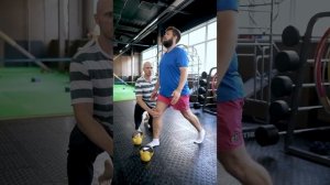 Выпады. Как делать чтоб не болели колени.