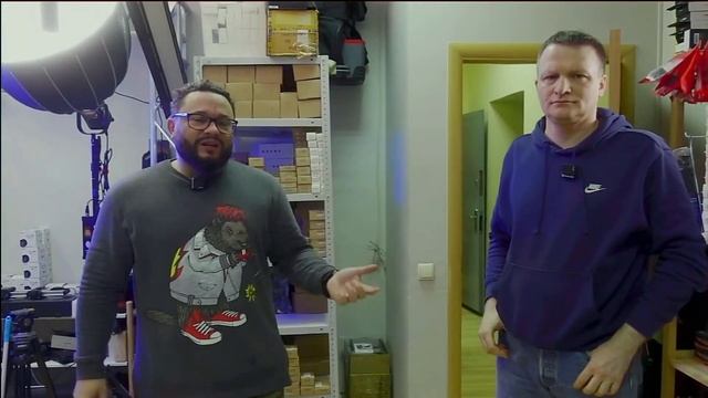 В ГОСТЯХ У ФОТОРЕНЖ (Воскресные допросы у Коли) смотреть онлайн