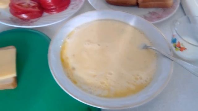 Быстрые горячие бутерброды к завтраку смотреть онлайн