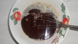 Шоколадный манник с орехами