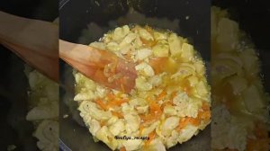 Куриная грудка, тушёная в домашней сметане: рецепт от Foodman.club