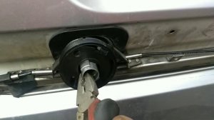 Т5 мультивен.  Ремонт электропривода двери.  Замена катушек и тросов.