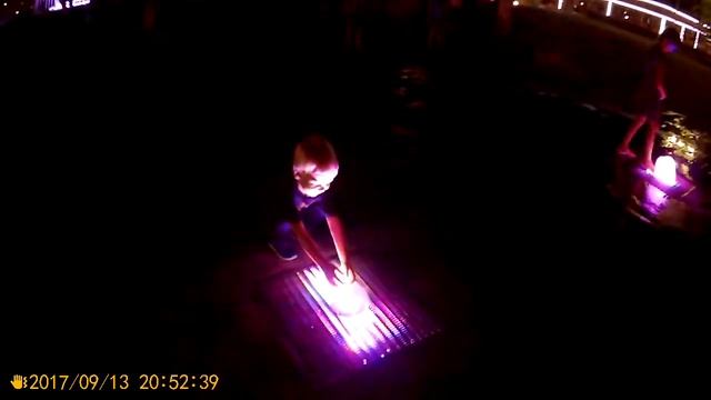 Сквозь волну. Краснодар, Фонтаны ул. Красная смотреть онлайн