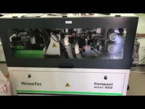 Станок для облицовывания кромок WoodTec Compact mini 400 видео кромления заготовки