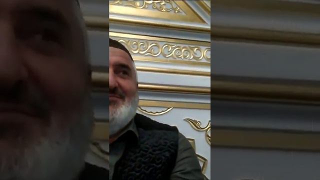 29 августа 2023 г.Намаз мечети. Приветствие друг друга в мечети имени Пророка Мухаммада г Шали. смотреть онлайн