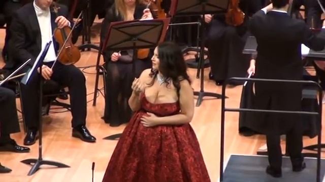 Ария Чио-Чио-сан. Исп. Соня Йончева. смотреть онлайн