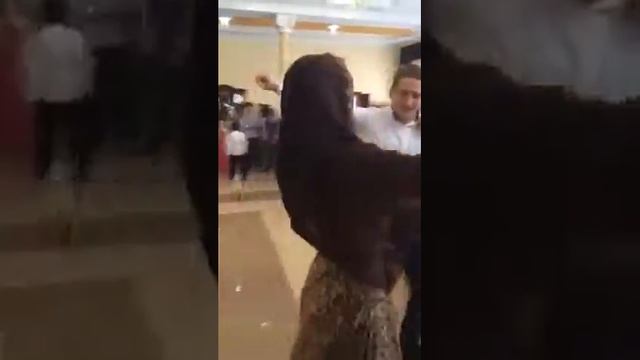 Чеченская Лезинка.Красивый танец