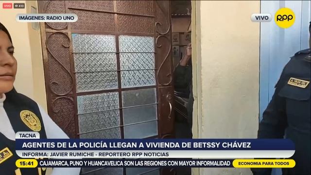 Momento preciso en el que Betssy Chávez es trasladada por la Policía Nacional смотреть онлайн