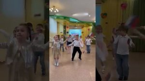 Тематический праздник в группе "Цветочки"