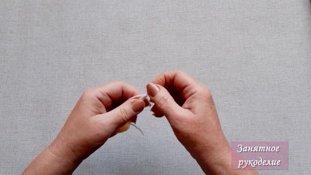 Взяла ватные палочки и сделала ромашки из ниток. Потрясающий способ! смотреть онлайн