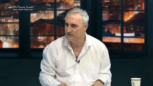 Нам бы успеть за 180 дней. Алиев спешит урвать что сможет. Почему позиции ужесточились